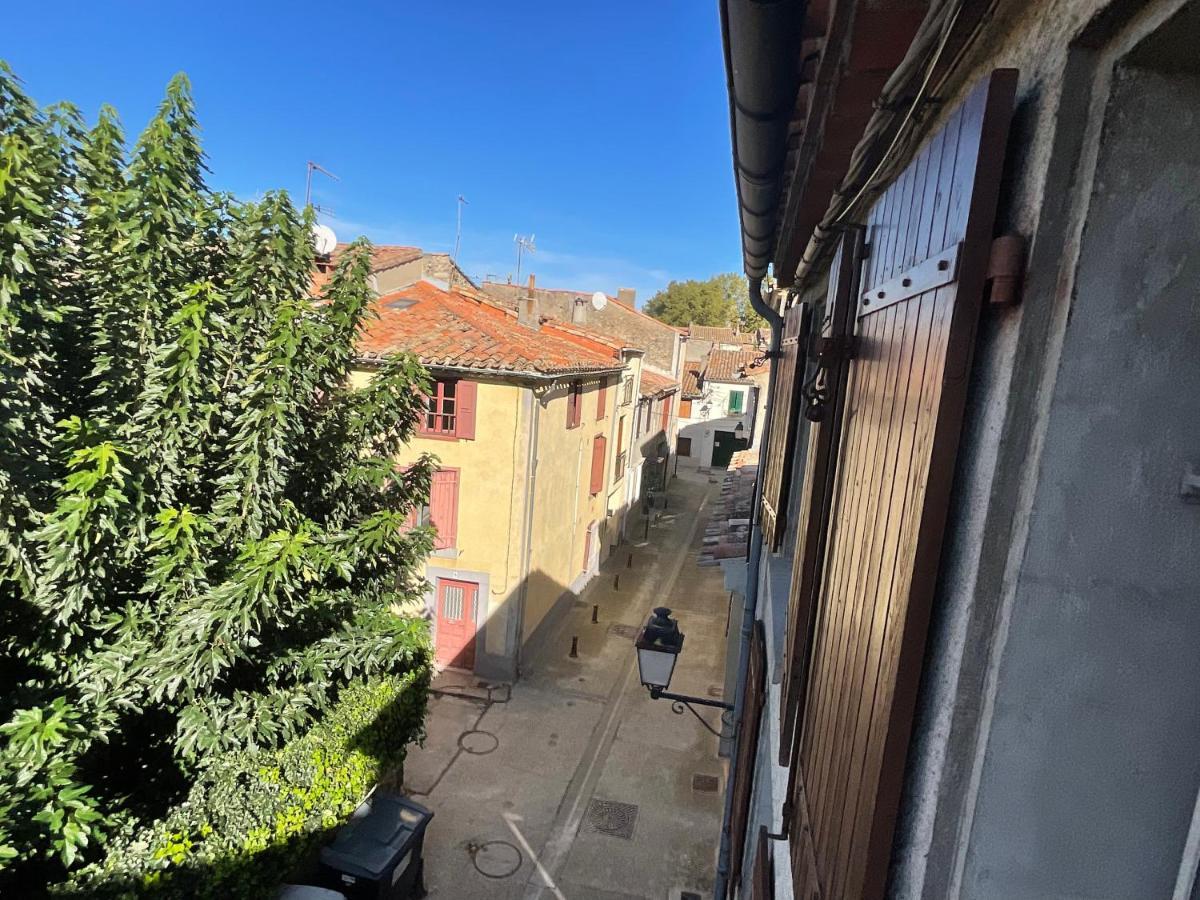 Montez Au Creneau, Face A La Cite Vue Sublime